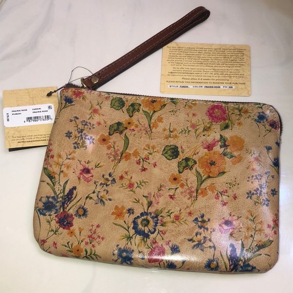 Patricia Nash Cassini Full Grain Leather Wristlet Prairie Rose Print NWT & Card - Picture 7 of 13